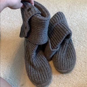 Gray knit UGG boots